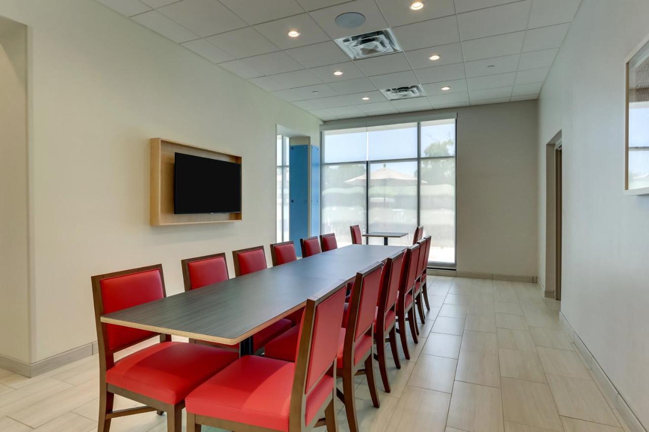 Holiday Inn Express - Wilmington - Porters Neck By Ihg المظهر الخارجي الصورة