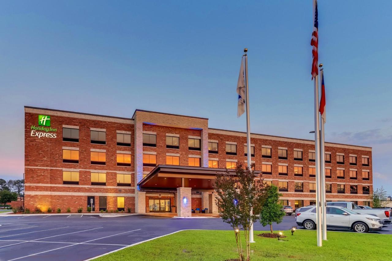 Holiday Inn Express - Wilmington - Porters Neck By Ihg المظهر الخارجي الصورة