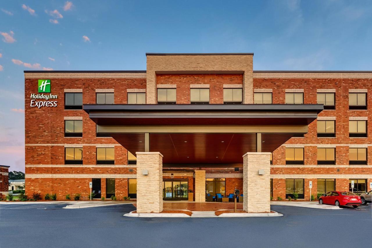 Holiday Inn Express - Wilmington - Porters Neck By Ihg المظهر الخارجي الصورة